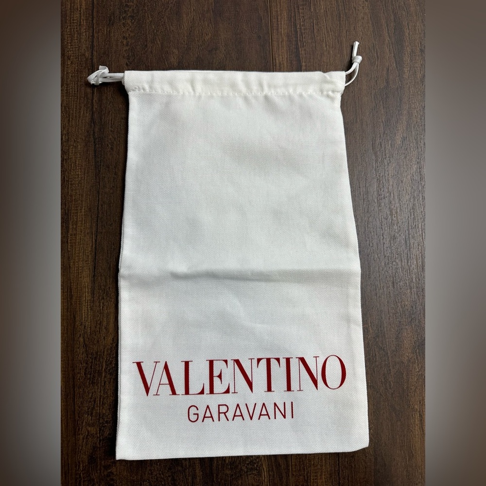 8x13” Valentino Garavani Dust Bag
